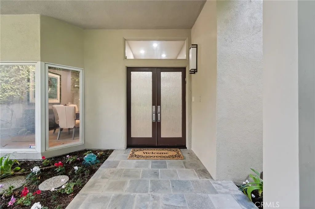 3601 Cananea, Encino, California 91436 home-pic-5