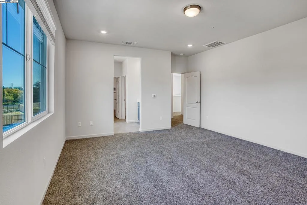 4112 Markovich Ct, Richmond, California 94806 home-pic-25