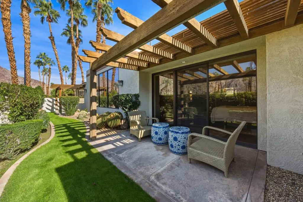 49405 Avenida Club La Quinta, La Quinta, California 92253 home-pic-31