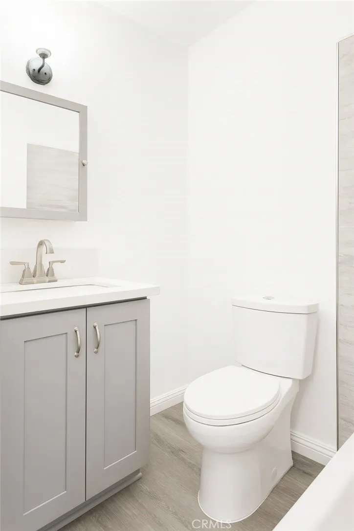 17451 Newland, Huntington Beach, California 92647 home-pic-18