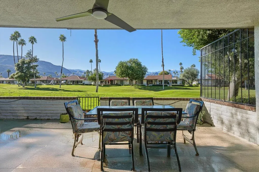 25 Torremolinos Drive, Rancho Mirage, California 92270 home-pic-1