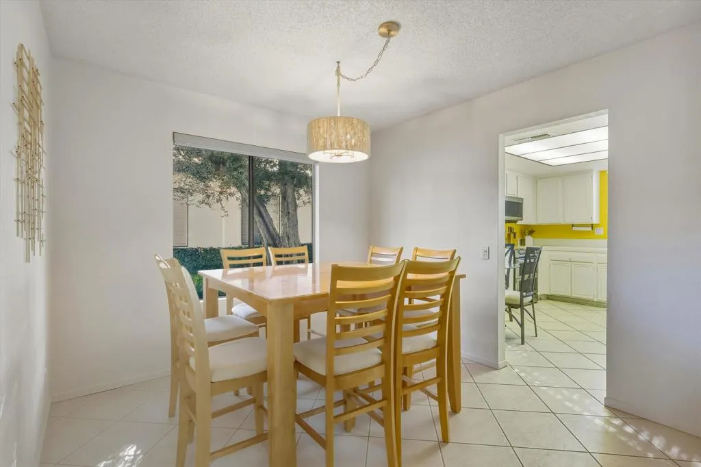 25 Torremolinos Drive, Rancho Mirage, California 92270 home-pic-8
