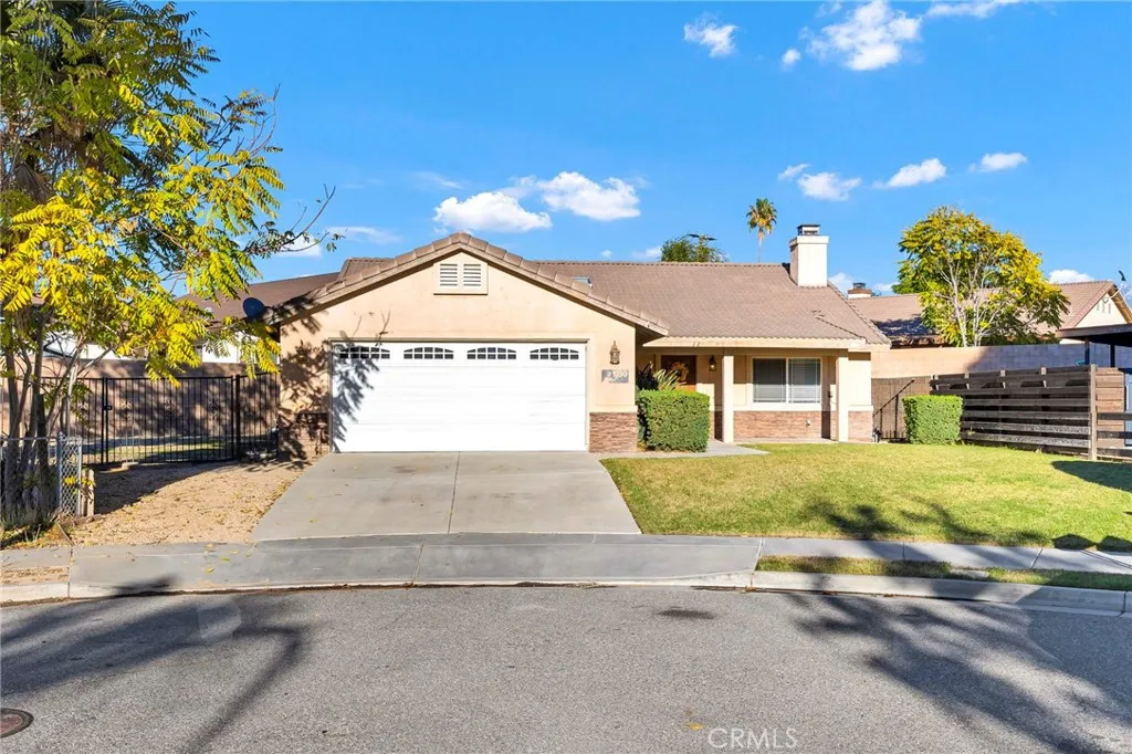 1230 Shellie Lane, Hemet, California 92543 home-pic-0