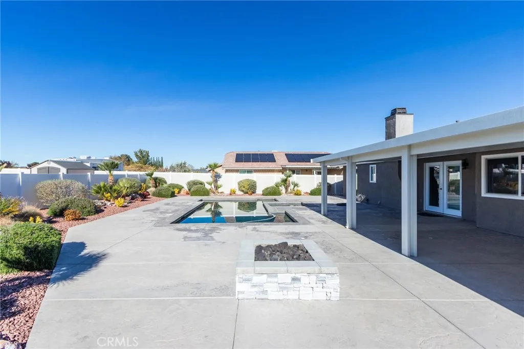 7486 Langdon, Hesperia, California 92345 home-pic-40