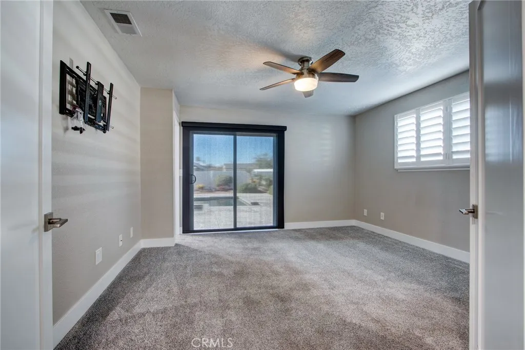 7486 Langdon, Hesperia, California 92345 home-pic-29