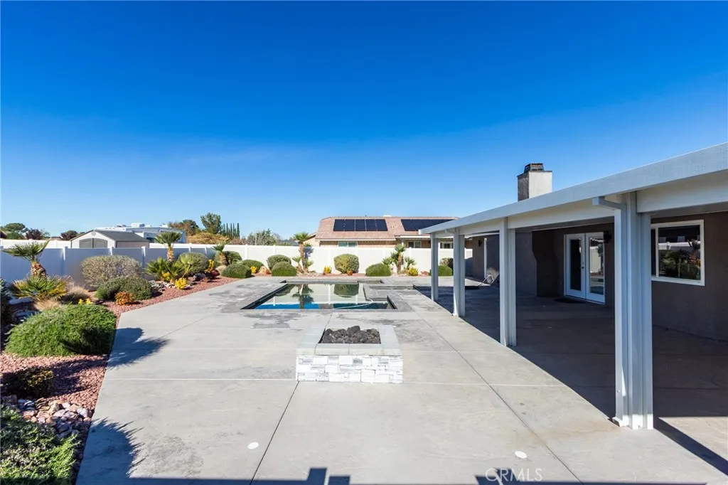 7486 Langdon, Hesperia, California 92345 home-pic-50