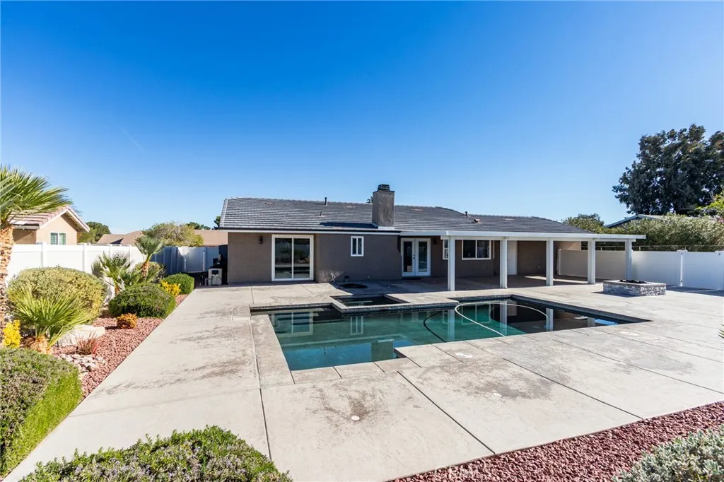 7486 Langdon, Hesperia, California 92345 home-pic-43