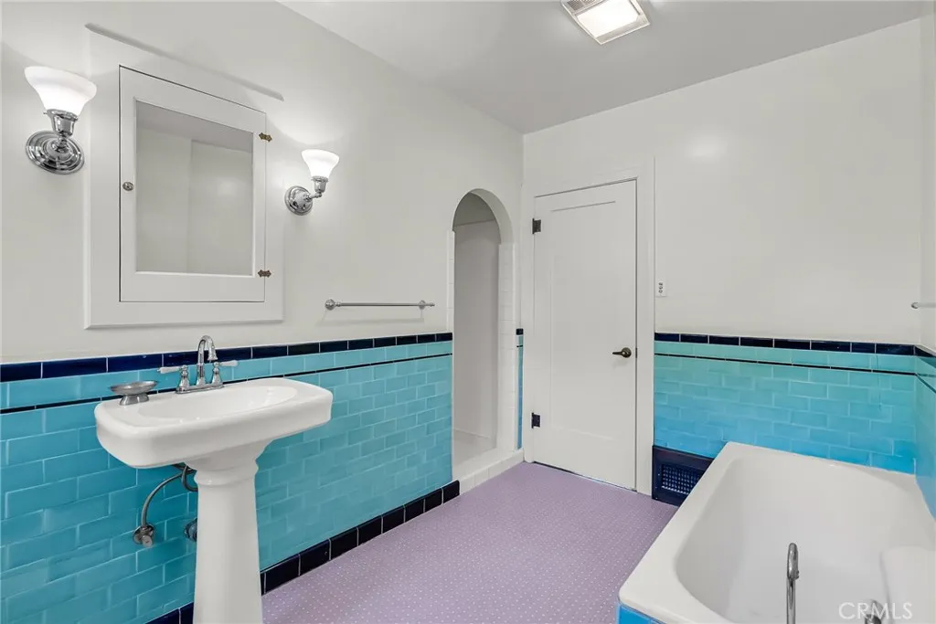 4721 Somerset, Riverside, California 92507 home-pic-28