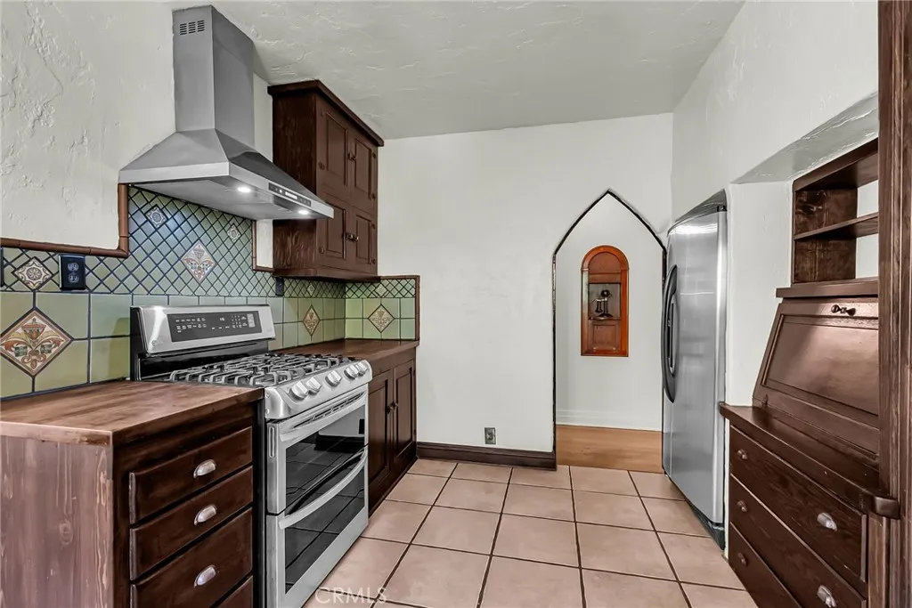 4721 Somerset, Riverside, California 92507 home-pic-22