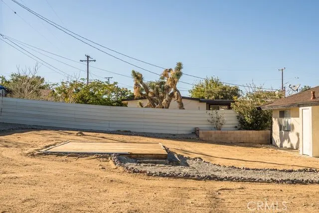 61593 Capilla, Joshua Tree, California 92252 home-pic-24