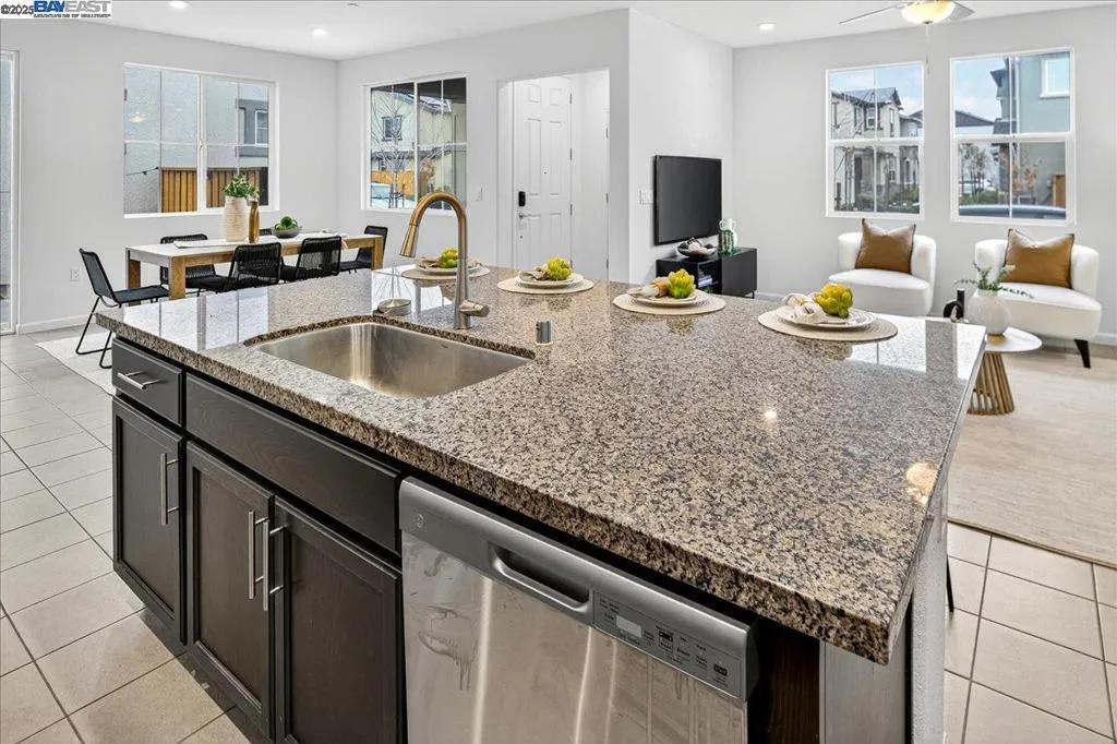 2092 Cottonwood St., Pittsburg, California 94565 home-pic-14