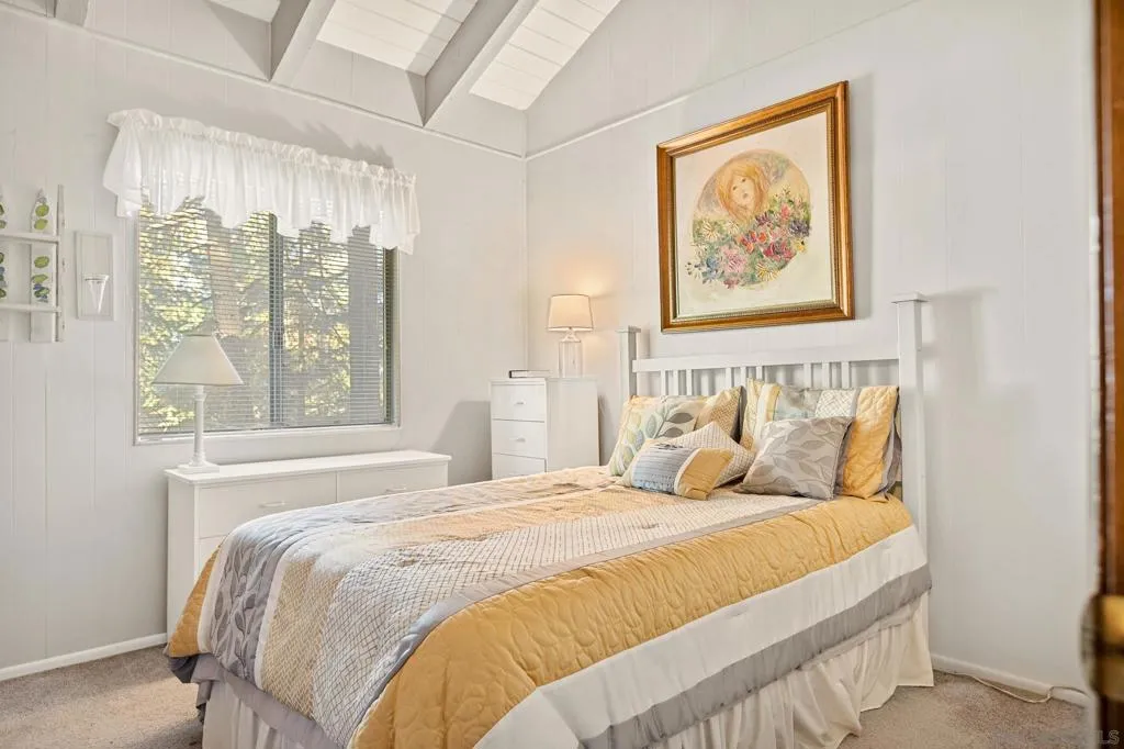 26582 Lake Forest Dr, Twin Peaks, California 92391 home-pic-15