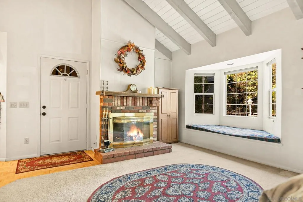 26582 Lake Forest Dr, Twin Peaks, California 92391 home-pic-5