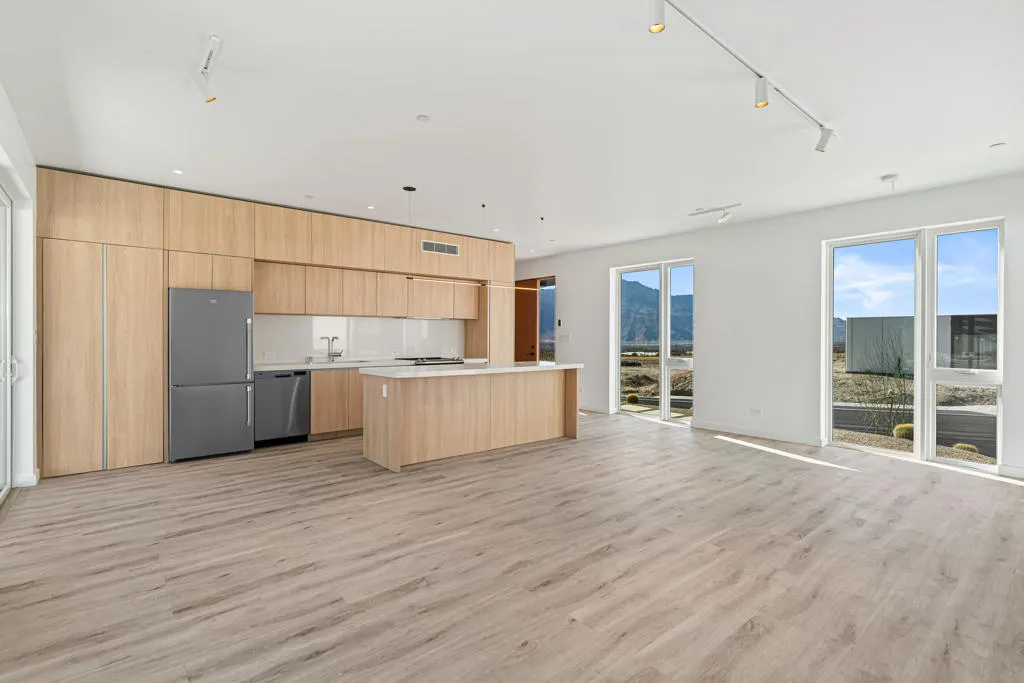 13821 Scenic Crest Circle, Desert Hot Springs, California 92240 home-pic-33