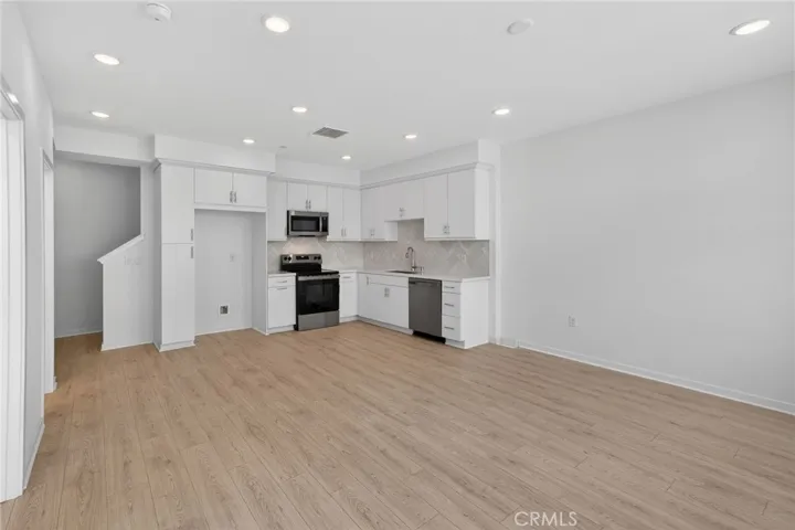 428 Lemonade Place Place, Covina, California 91723