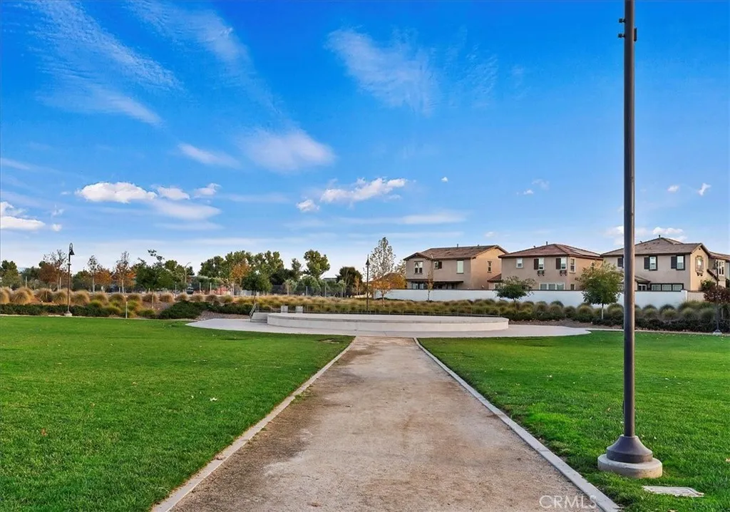27351 Georgetown, Menifee, California 92584 home-pic-31