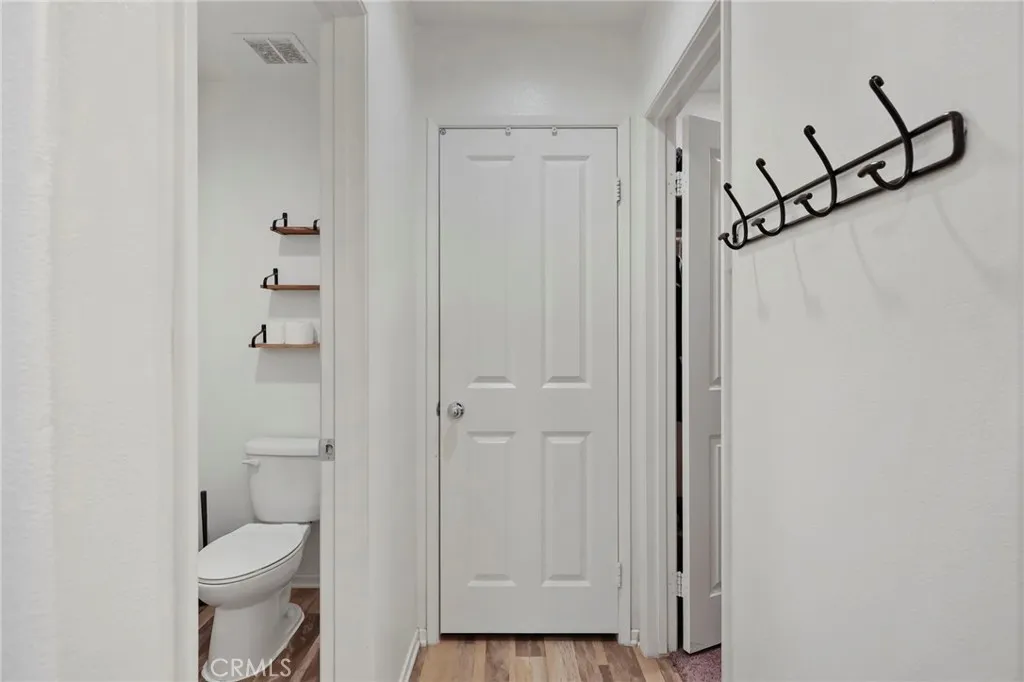 29410 Meadow, Lake Elsinore, California 92530 home-pic-18