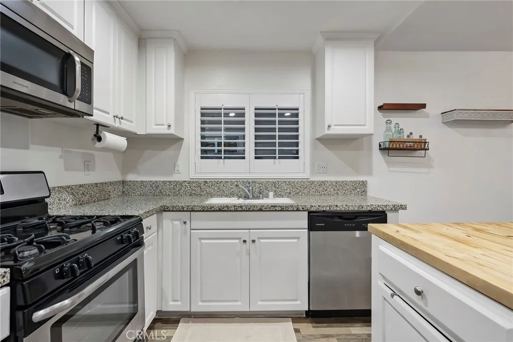 29410 Meadow, Lake Elsinore, California 92530 home-pic-8