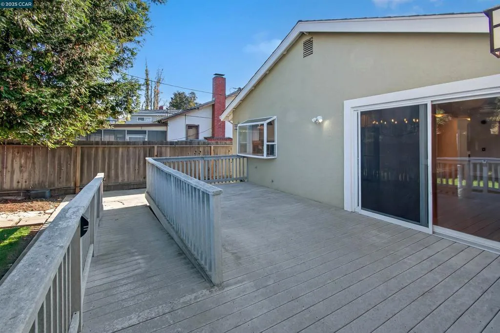 2425 Alvarado Dr, Santa Clara, California 95051 home-pic-45