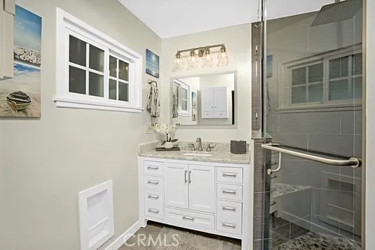 6941 Louise Avenue, Lake Balboa, California 91406 home-pic-7