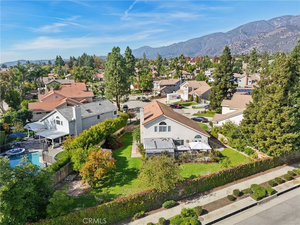 1214 Miller Court, Upland, California 91784 home-pic-11