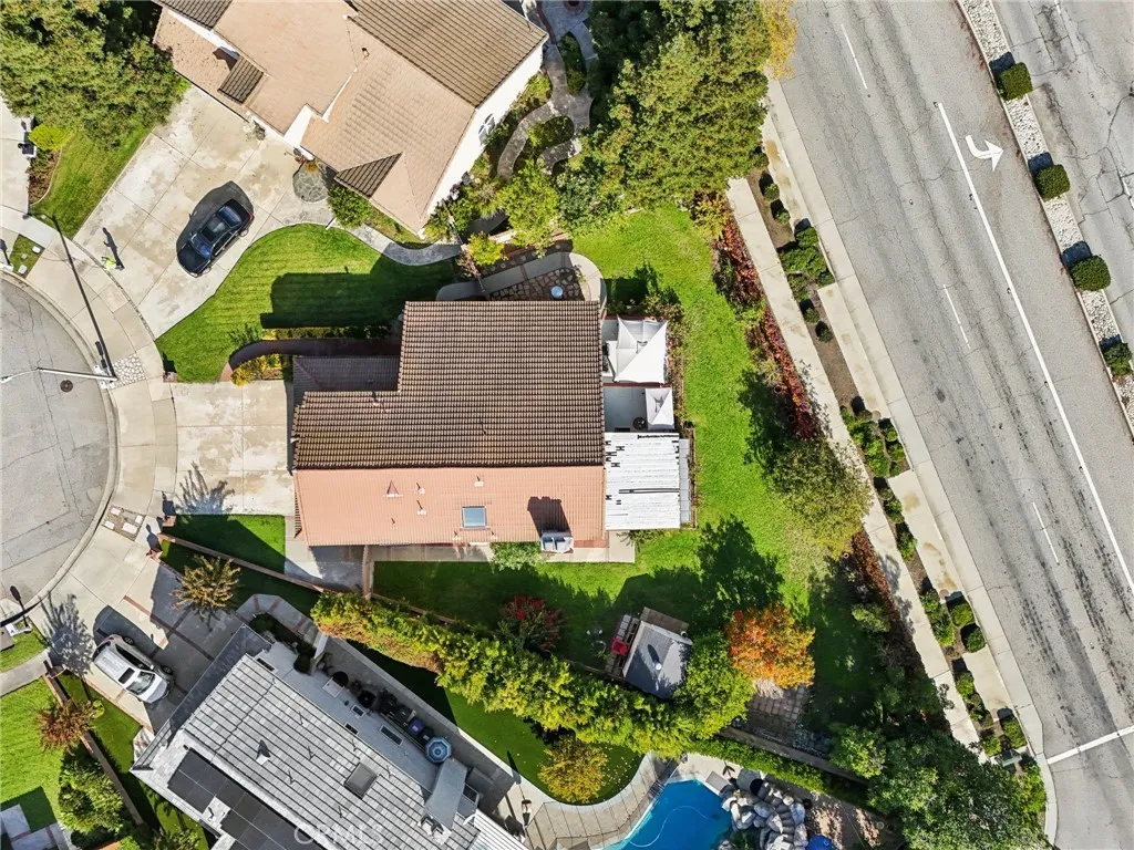 1214 Miller Court, Upland, California 91784 home-pic-8