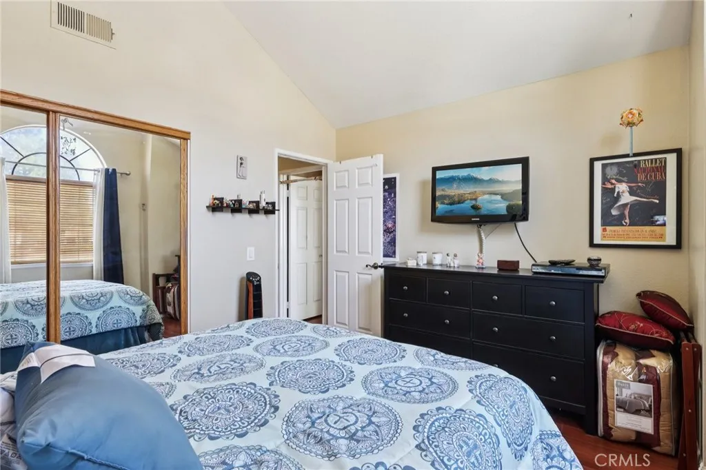 1214 Miller Court, Upland, California 91784 home-pic-47