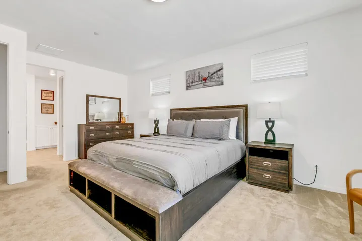 19 MASTER BED MLS