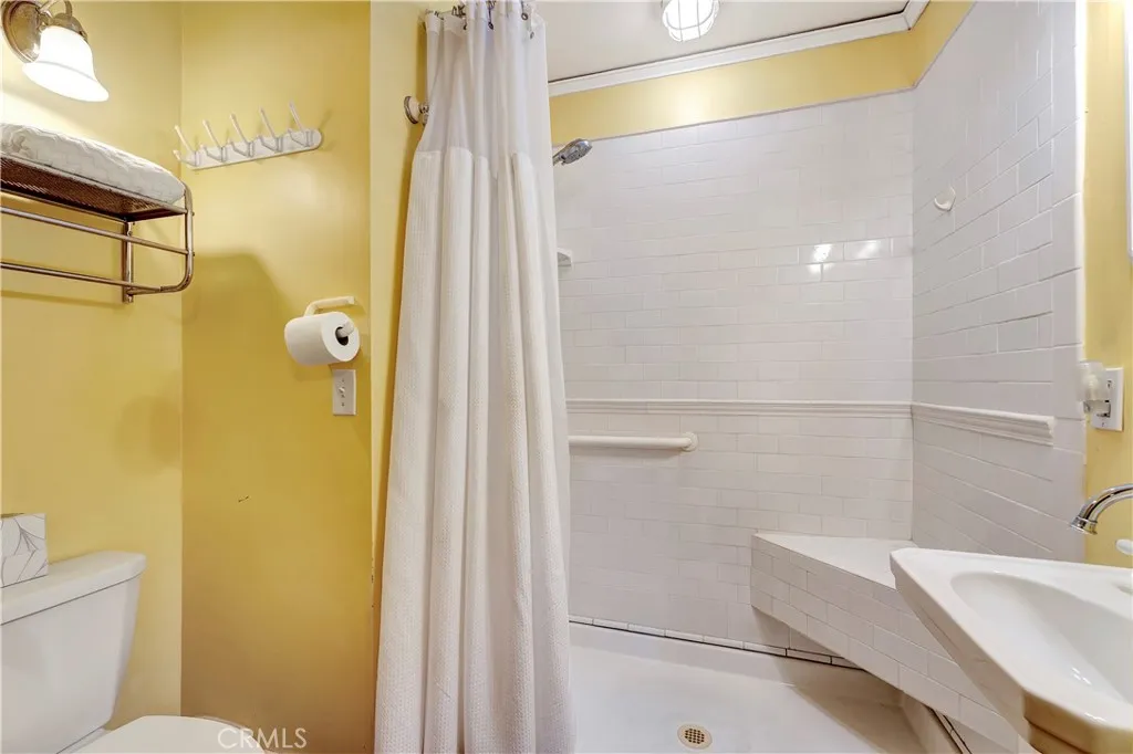 732 Molino, Long Beach, California 90804 home-pic-29