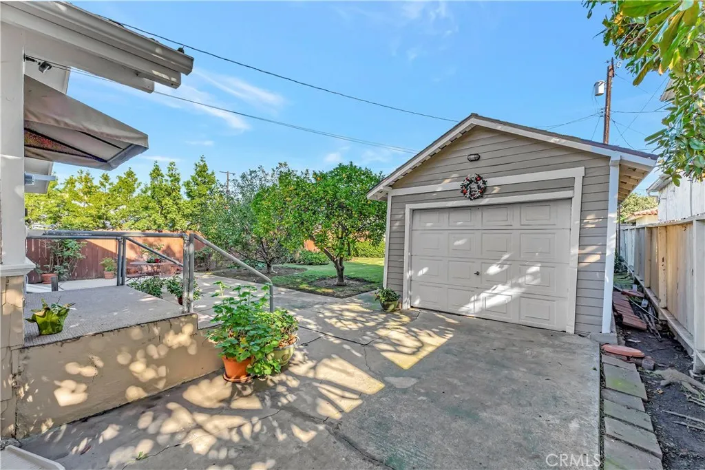 732 Molino, Long Beach, California 90804 home-pic-4