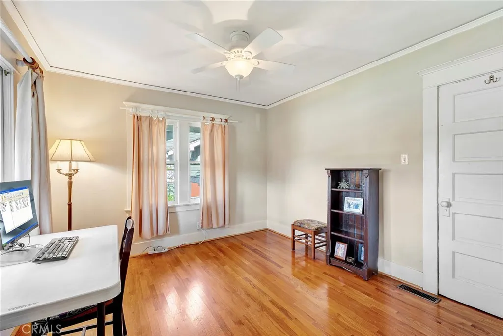 732 Molino, Long Beach, California 90804 home-pic-28