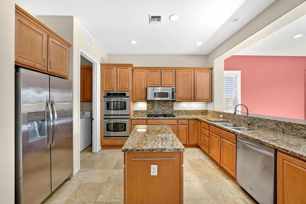 81073 Avenida Tres Lagunas, Indio, California 92203 home-pic-13