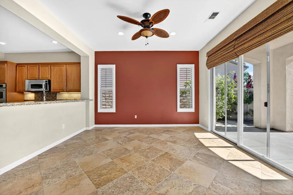 81073 Avenida Tres Lagunas, Indio, California 92203 home-pic-18