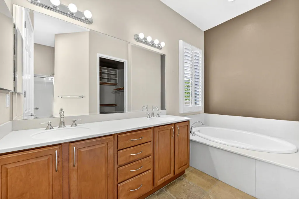 81073 Avenida Tres Lagunas, Indio, California 92203 home-pic-28