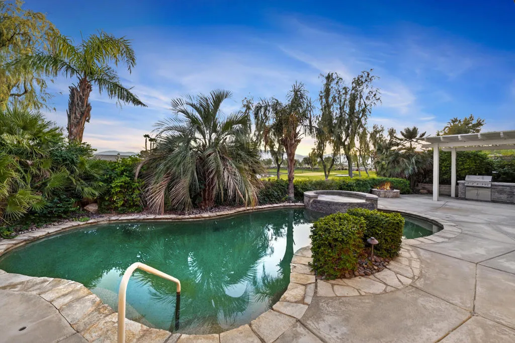 81073 Avenida Tres Lagunas, Indio, California 92203 home-pic-1