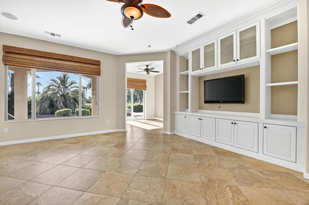 81073 Avenida Tres Lagunas, Indio, California 92203 home-pic-10