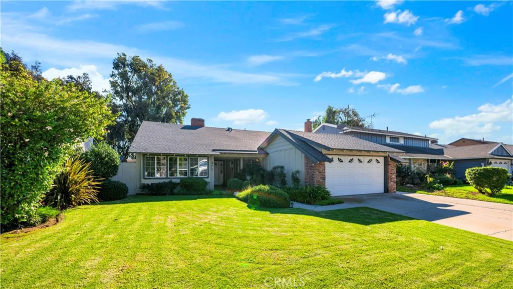 475 Termino, Corona, California 92879 home-pic-2