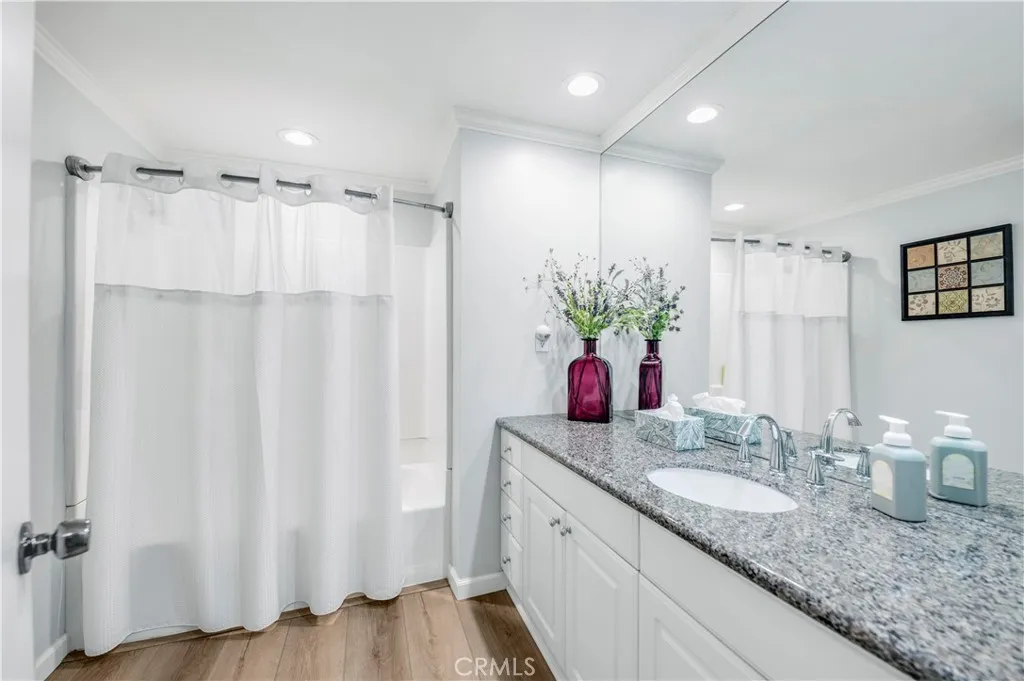 475 Termino, Corona, California 92879 home-pic-23