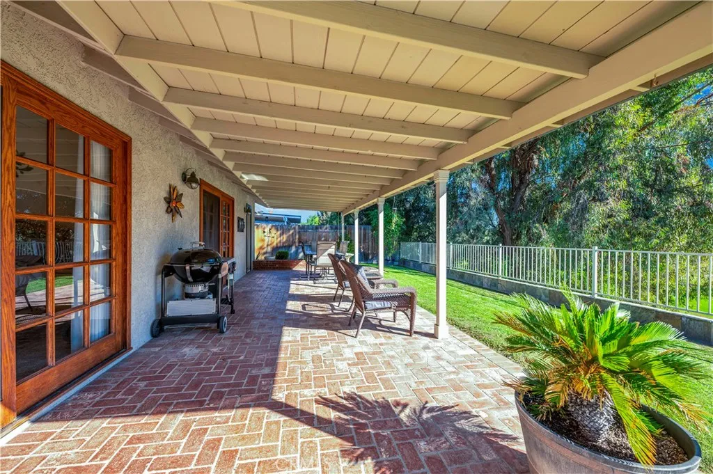 475 Termino, Corona, California 92879 home-pic-29