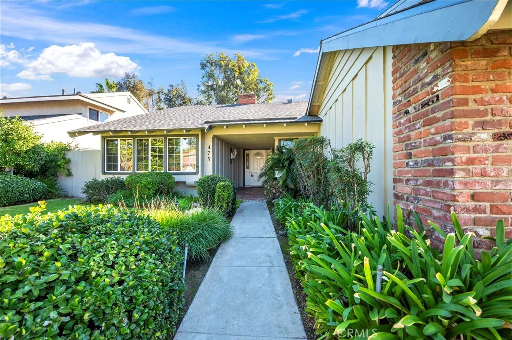 475 Termino, Corona, California 92879 home-pic-4