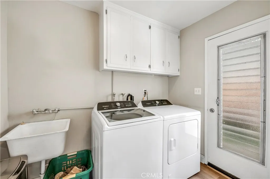 475 Termino, Corona, California 92879 home-pic-24