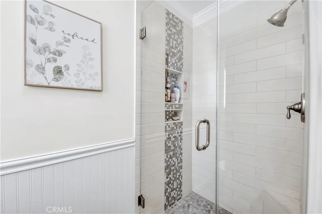 475 Termino, Corona, California 92879 home-pic-19