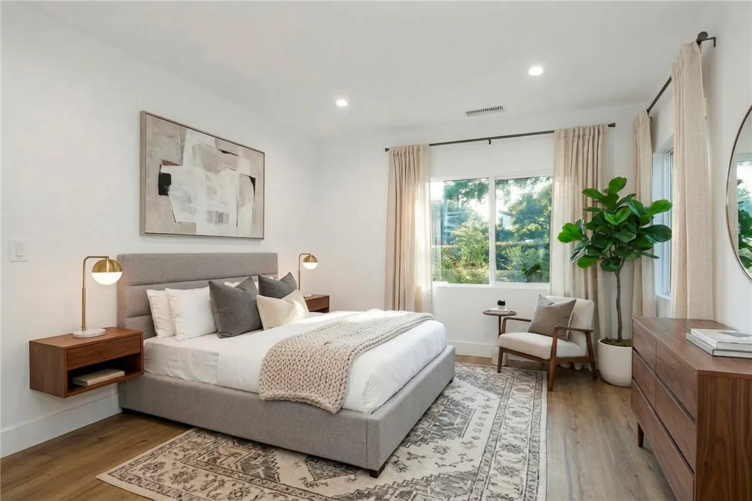 1247 25th Street, Santa Monica, California 90404 home-pic-11