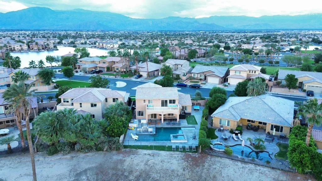 42836 Del Lago Court, Indio, California 92203 home-pic-41