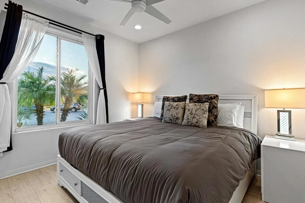 42836 Del Lago Court, Indio, California 92203 home-pic-17