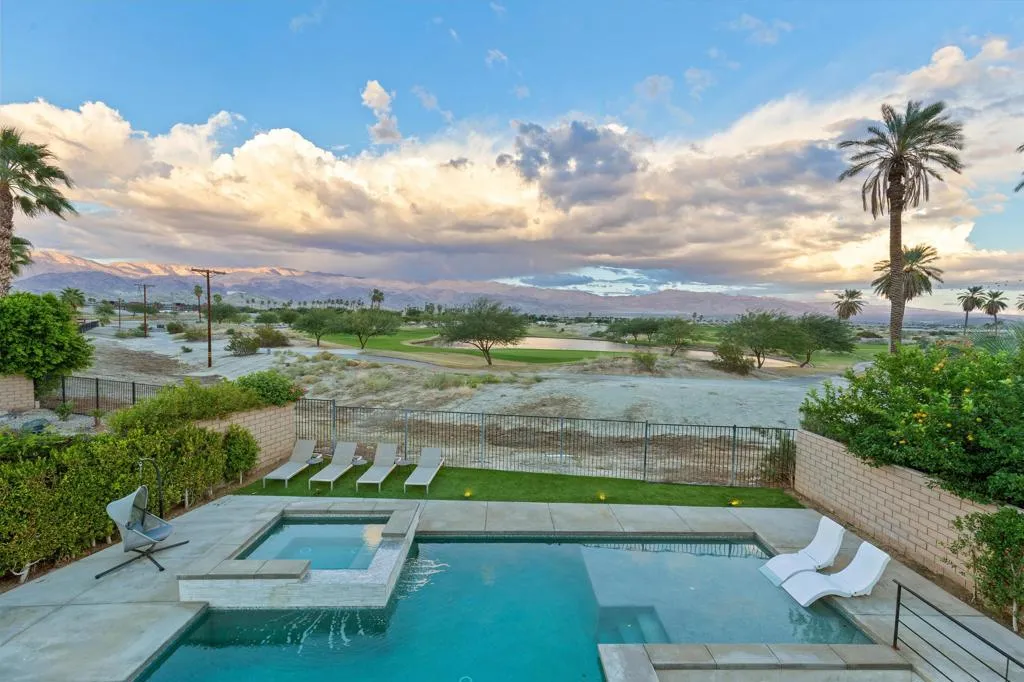 42836 Del Lago Court, Indio, California 92203 home-pic-37