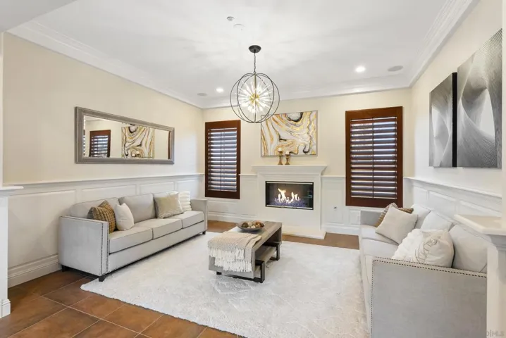 7424 La Mantanza, San Diego, California 92127