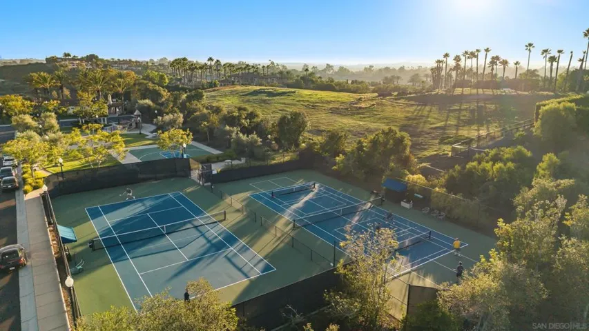 7424 La Mantanza, San Diego, California 92127