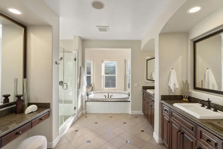 7424 La Mantanza, San Diego, California 92127