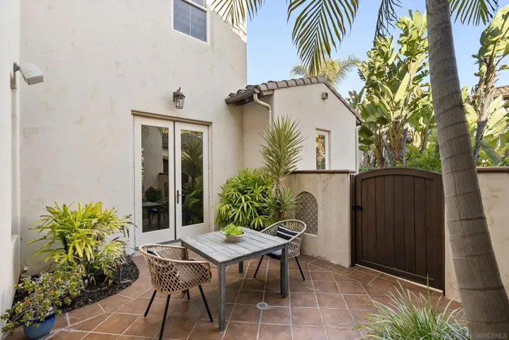 7424 La Mantanza, San Diego, California 92127